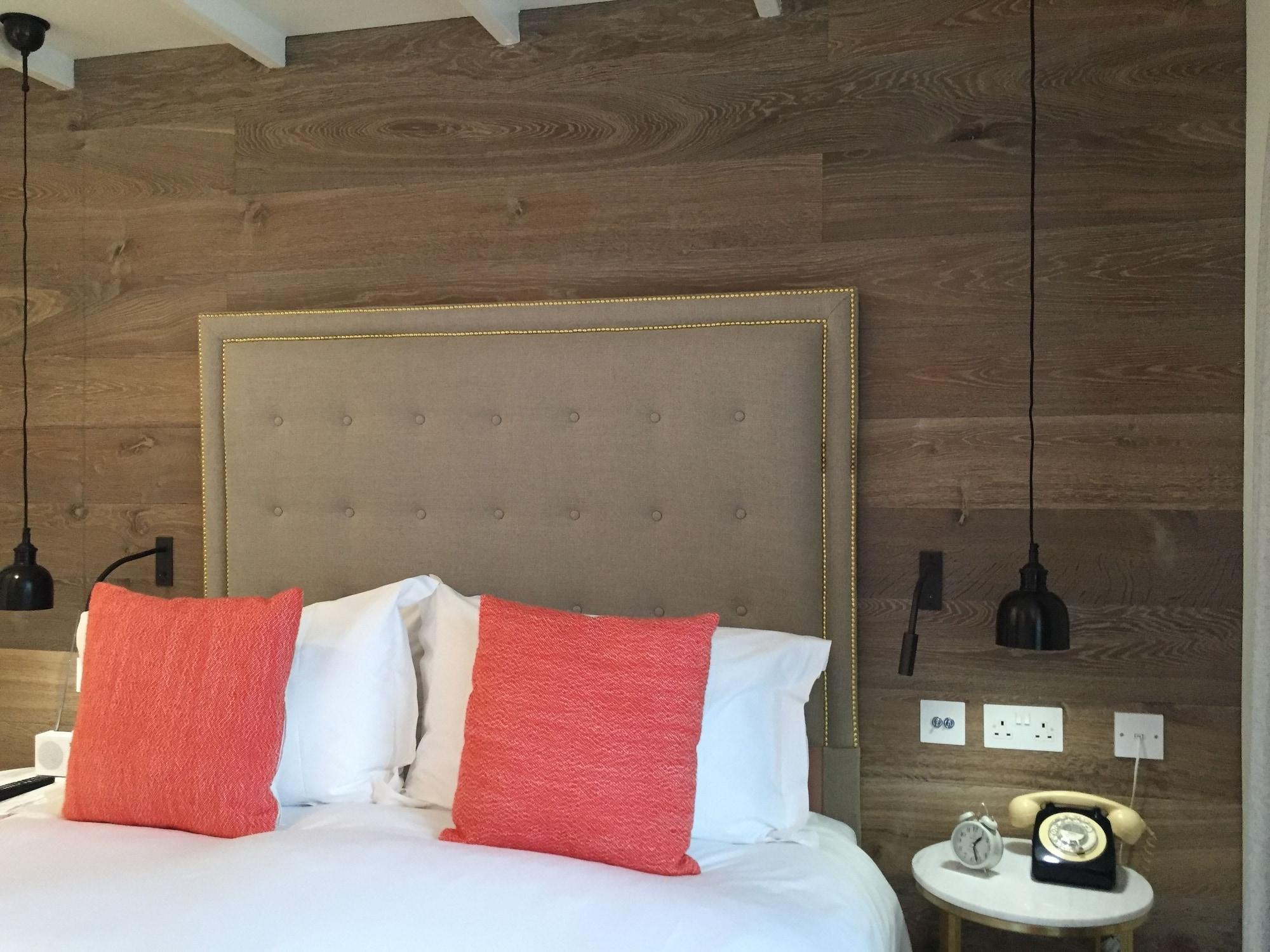 The Gallivant 4* Camber